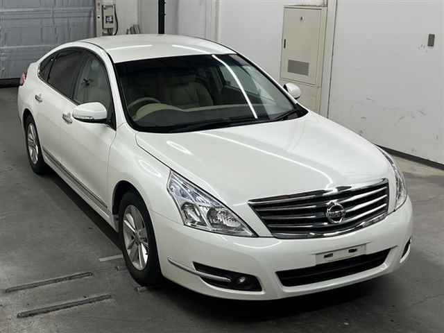 NISSAN TEANA 2012