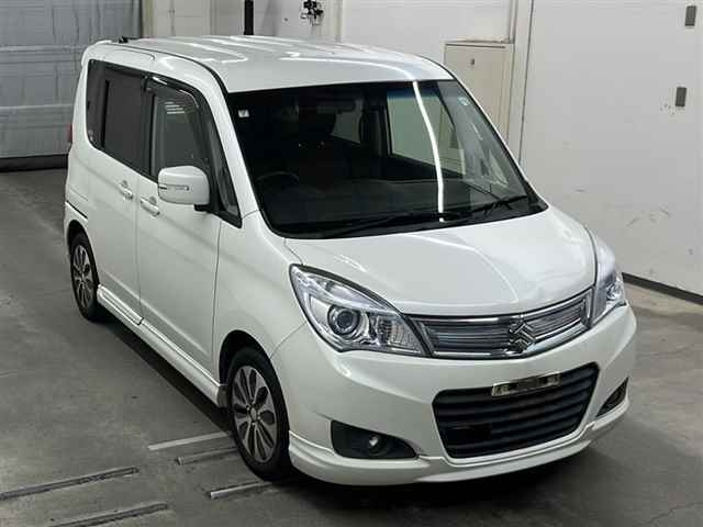 SUZUKI SOLIO 2015