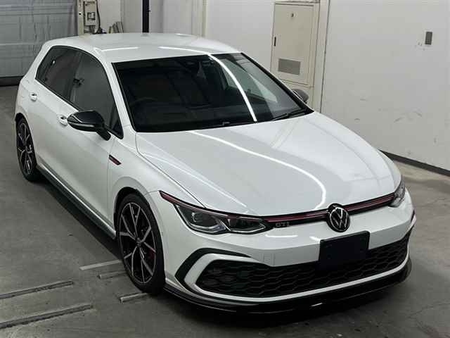 VOLKSWAGEN GOLF 2022