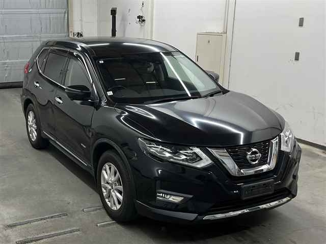 NISSAN X-TRAIL 2019