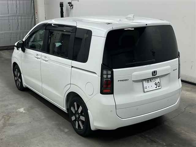 HONDA FREED 2025