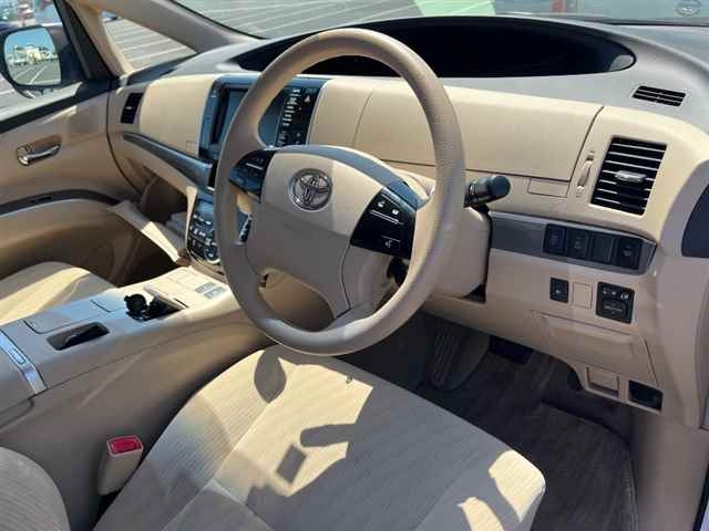 TOYOTA ESTIMA HYBRID 2014