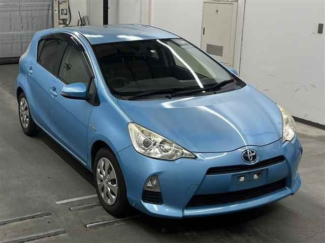 TOYOTA AQUA 2014