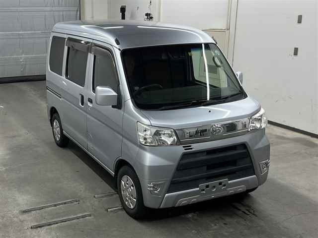 DAIHATSU HIJET VAN 2019