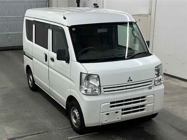 MITSUBISHI MINICAB VAN 2019