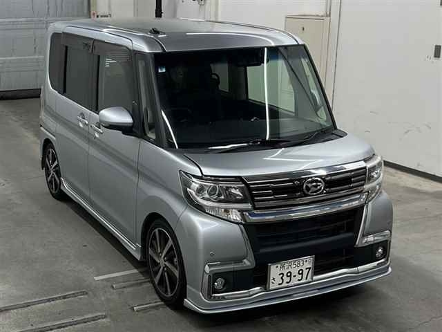 DAIHATSU TANTO 2018