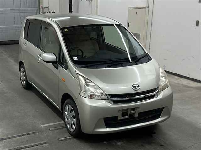DAIHATSU MOVE 2012