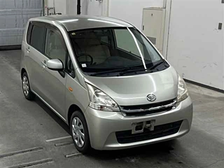 DAIHATSU MOVE 2012