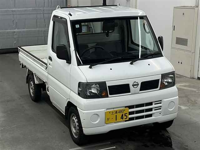 NISSAN CLIPPER TRUCK 2009