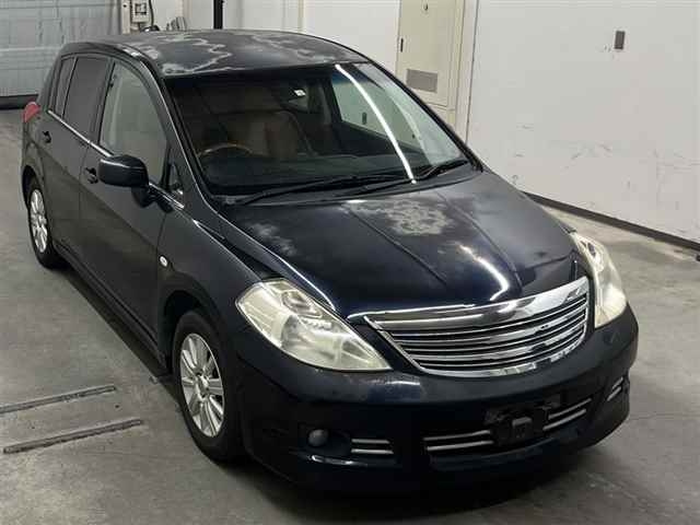 NISSAN TIIDA 2008