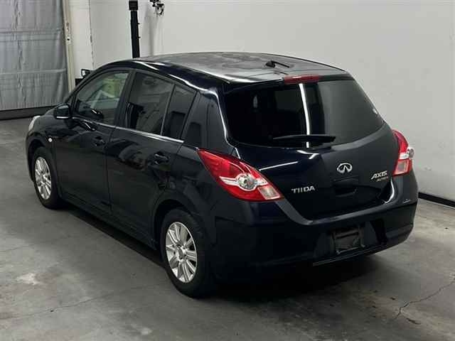 NISSAN TIIDA 2008