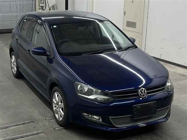 VOLKSWAGEN POLO 2010