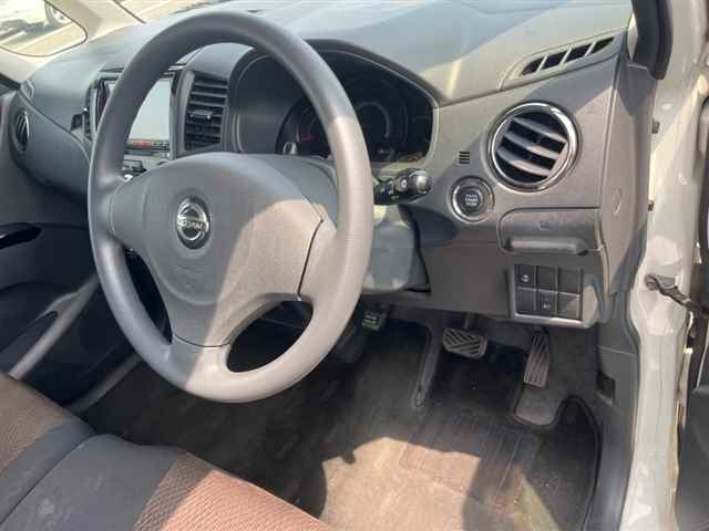 NISSAN ROOX 2012
