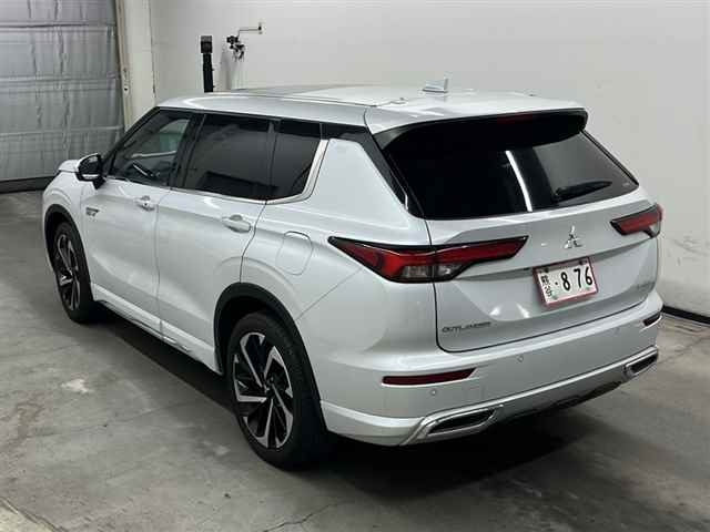MITSUBISHI OUTLANDER PHEV 2022