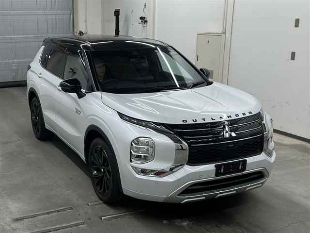 MITSUBISHI OUTLANDER PHEV 2022