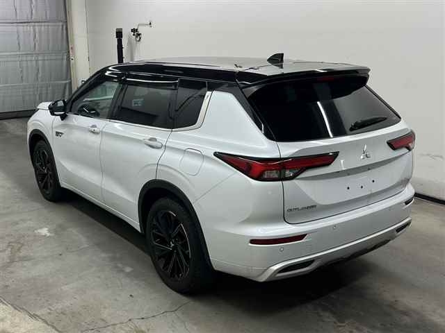MITSUBISHI OUTLANDER PHEV 2022