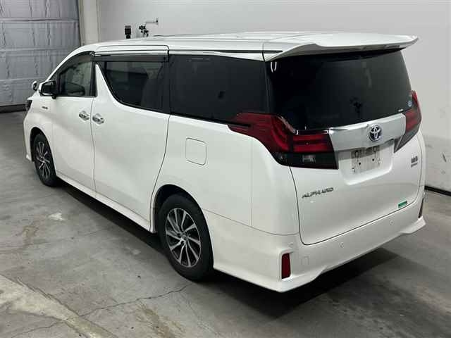 TOYOTA ALPHARD 2015