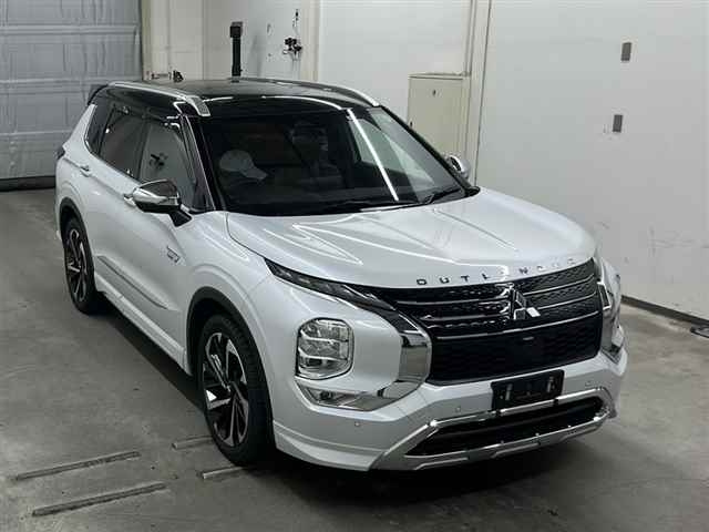 MITSUBISHI OUTLANDER PHEV 2022