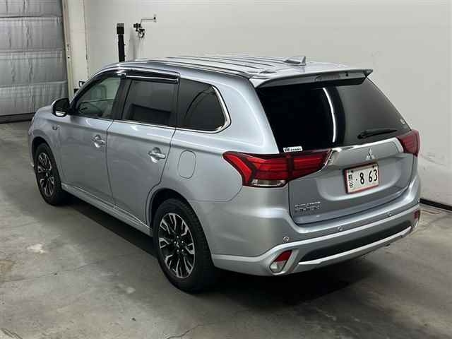 MITSUBISHI OUTLANDER PHEV 2017