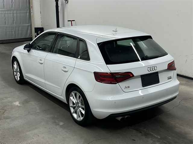 AUDI A3 2016