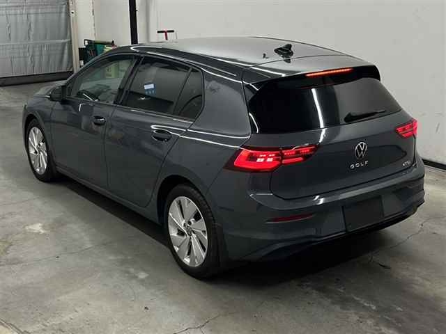 VOLKSWAGEN GOLF 2021