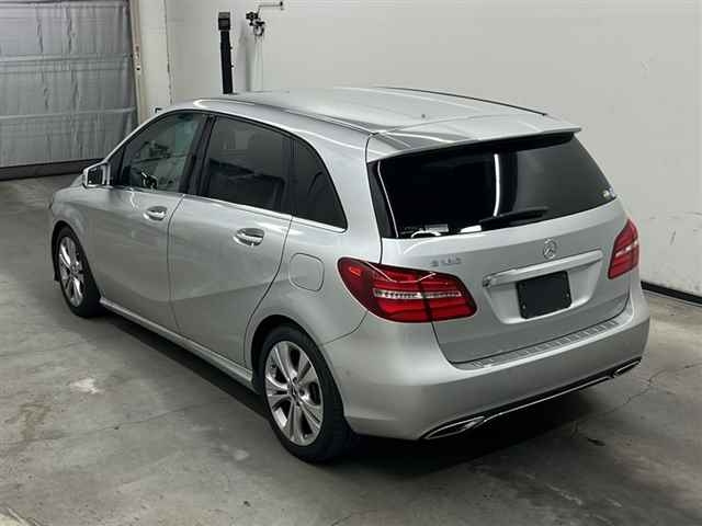 MERCEDES BENZ B CLASS 2018