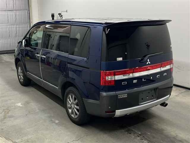 MITSUBISHI DELICA D5 2008