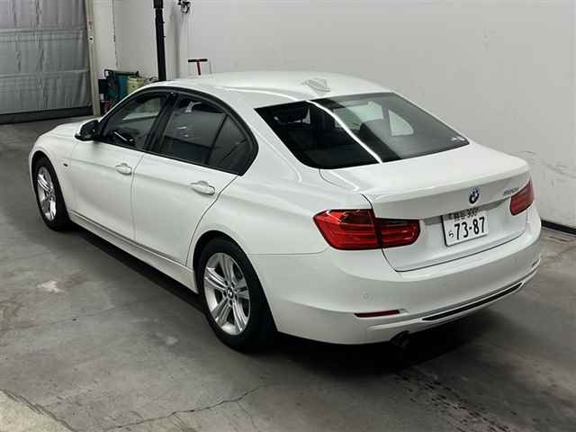 BMW 3 SERIES 2013
