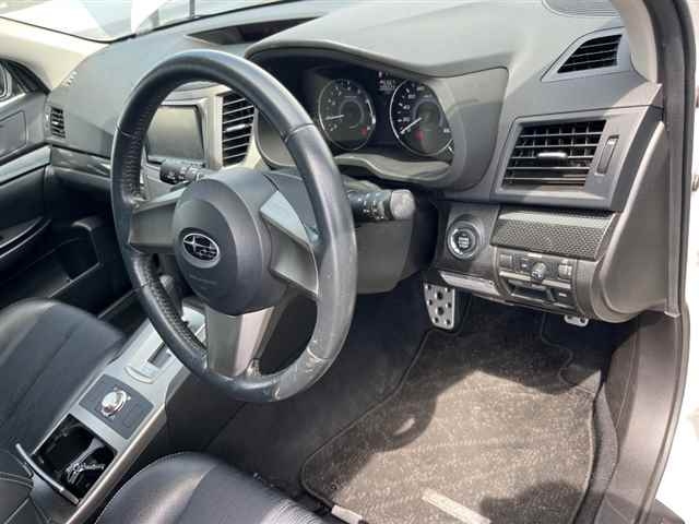SUBARU LEGACY 2010