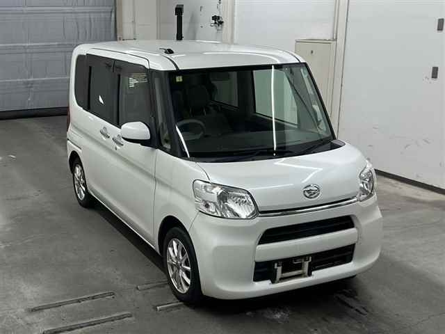 DAIHATSU TANTO 2014