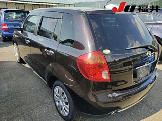 MAZDA VERISA 2011