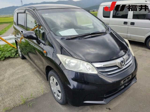 HONDA FREED 2013