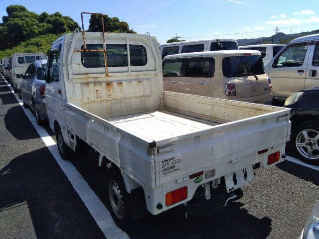 NISSAN CLIPPER TRUCK 2015