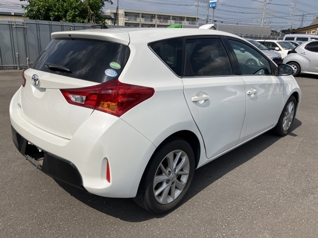 TOYOTA AURIS 2013