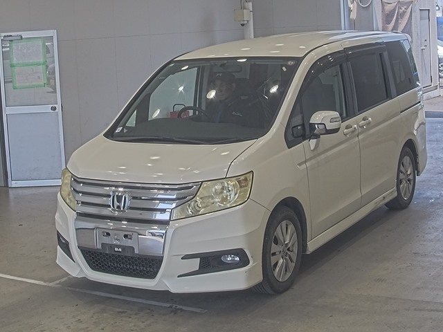 HONDA STEP WAGON 2010