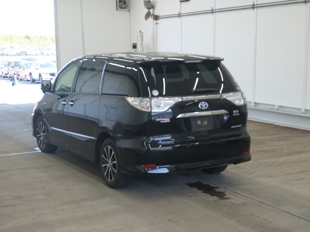 TOYOTA ESTIMA HYBRID 2015