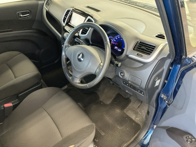 MITSUBISHI DELICA D2 2013