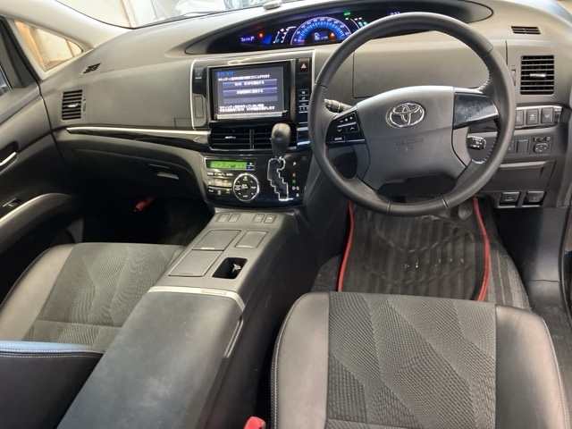 TOYOTA ESTIMA HYBRID 2015