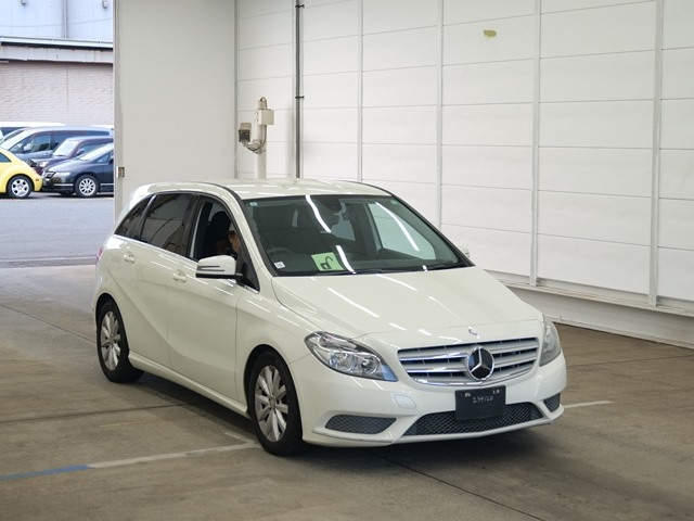 MERCEDES BENZ B CLASS 2013