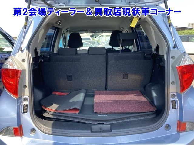 TOYOTA RACTIS 2011