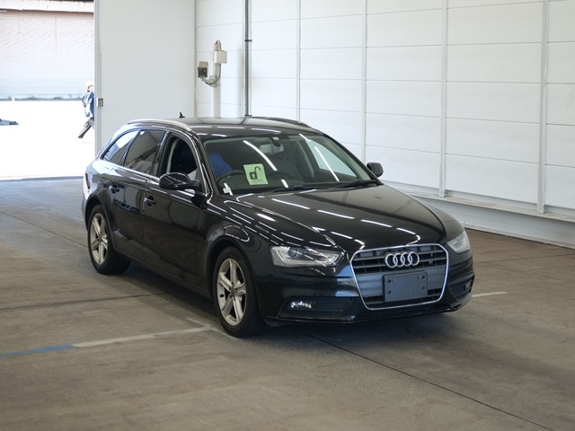 AUDI A4 2013