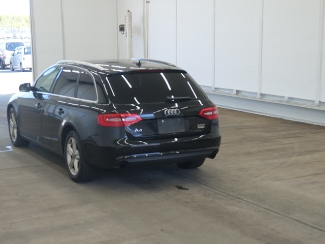 AUDI A4 2013