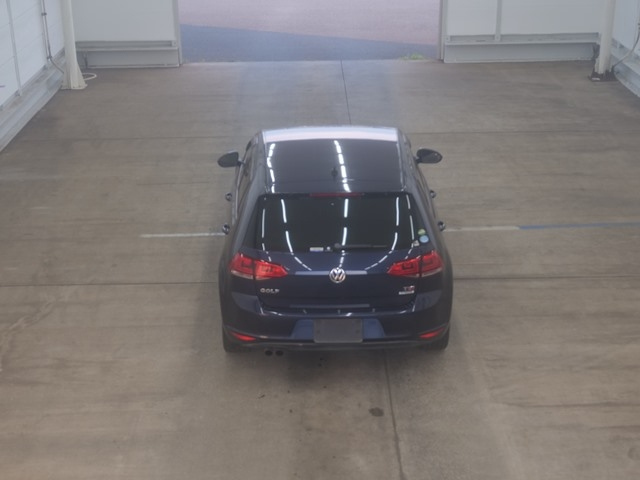 VOLKSWAGEN GOLF 2016