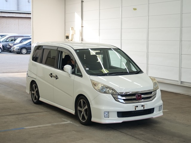HONDA STEP WAGON 2009