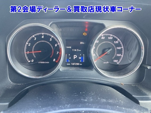 MITSUBISHI DELICA D5 2012