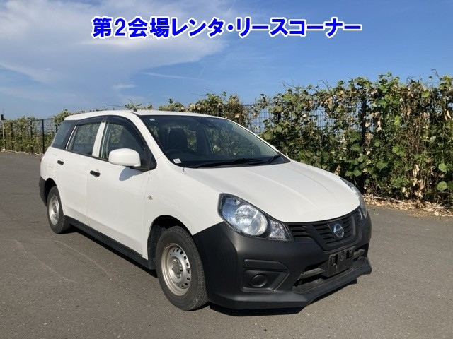 NISSAN AD 2019