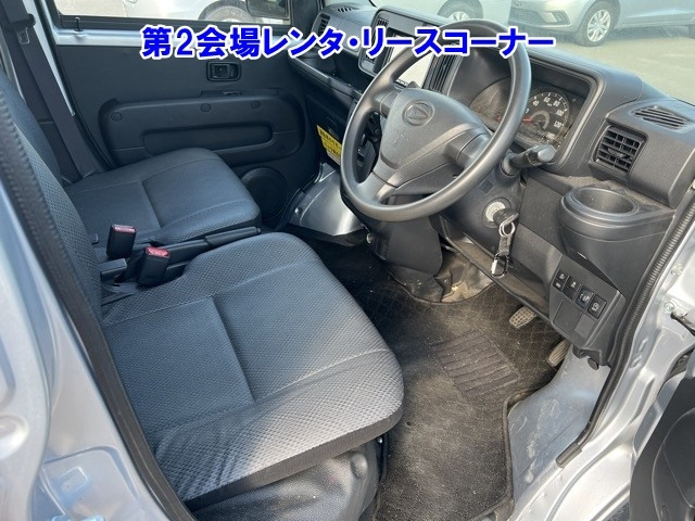 DAIHATSU HIJET VAN 2020