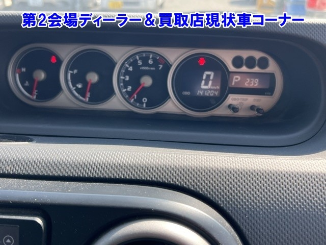 TOYOTA COROLLA RUMION 2011