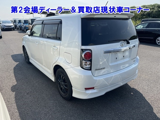 TOYOTA COROLLA RUMION 2011