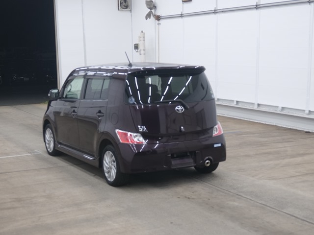 TOYOTA BB 2008